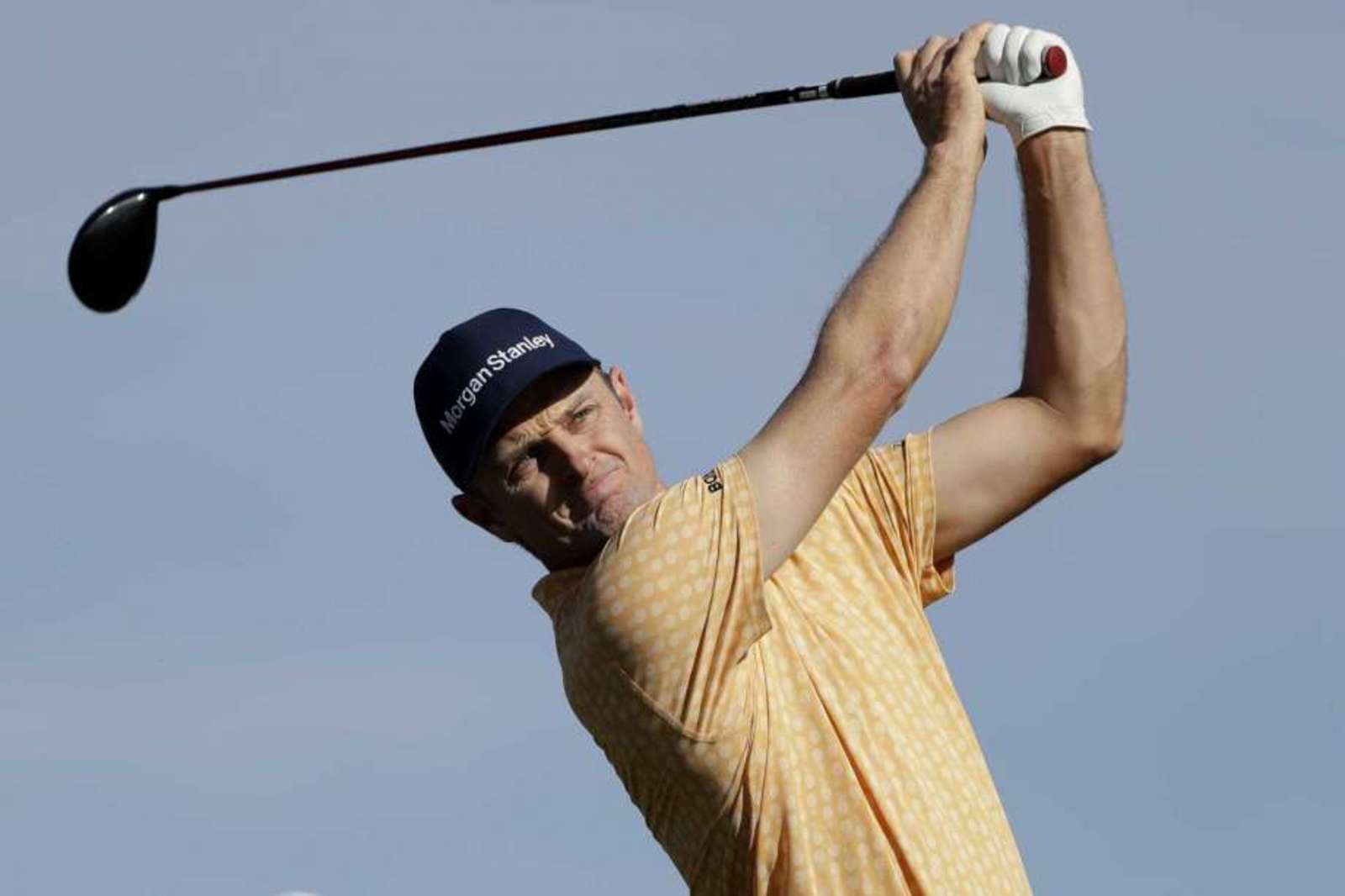 Justin Rose se mantuvo una semana más en la cima del ránking mundial de golf, con una leve ventaja sobre Dustin Johnson.