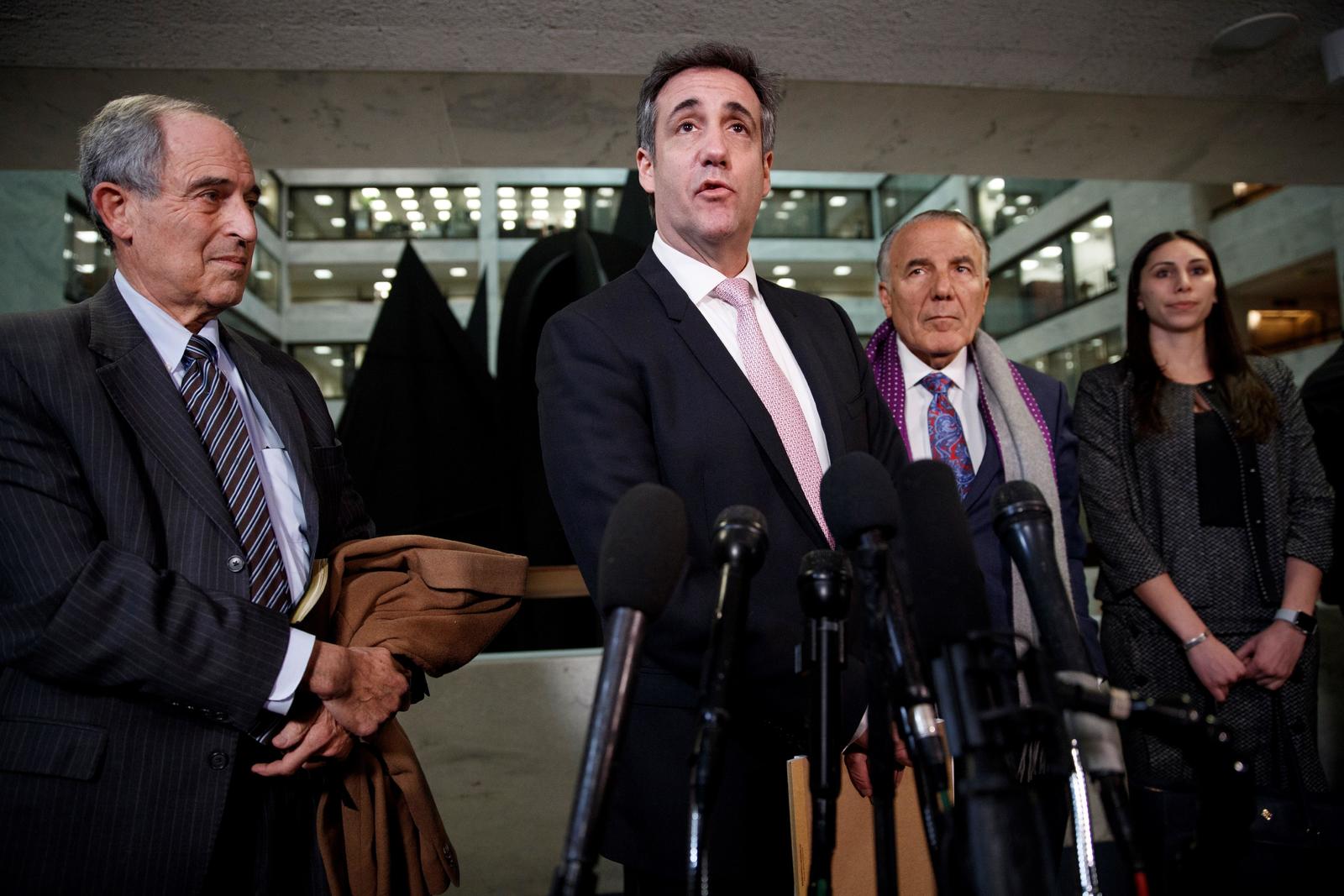 Cohen se disculpa por mentir al Senado