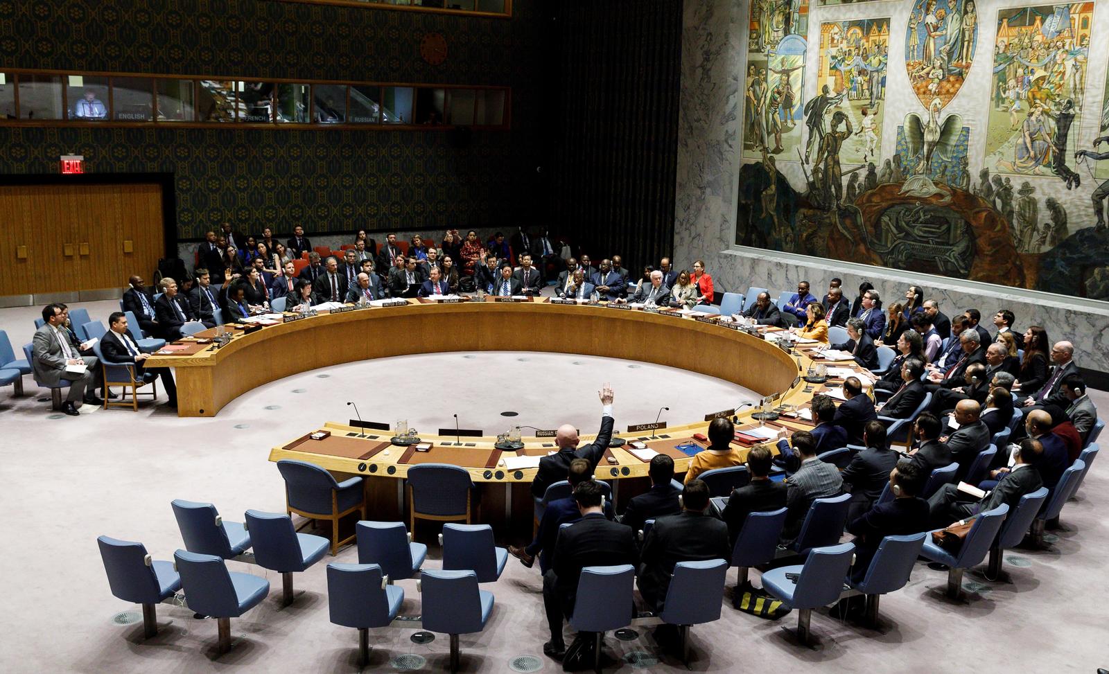 Vassily Nebenzia, embajador ruso ante las Naciones Unidas, veta un proyecto de resolución presentado por los Estados Unidos en respuesta a la situación en Venezuela durante un Consejo de Seguridad de las Naciones Unidas ayer, en la sede de las Naciones Unidas, en Nueva York.