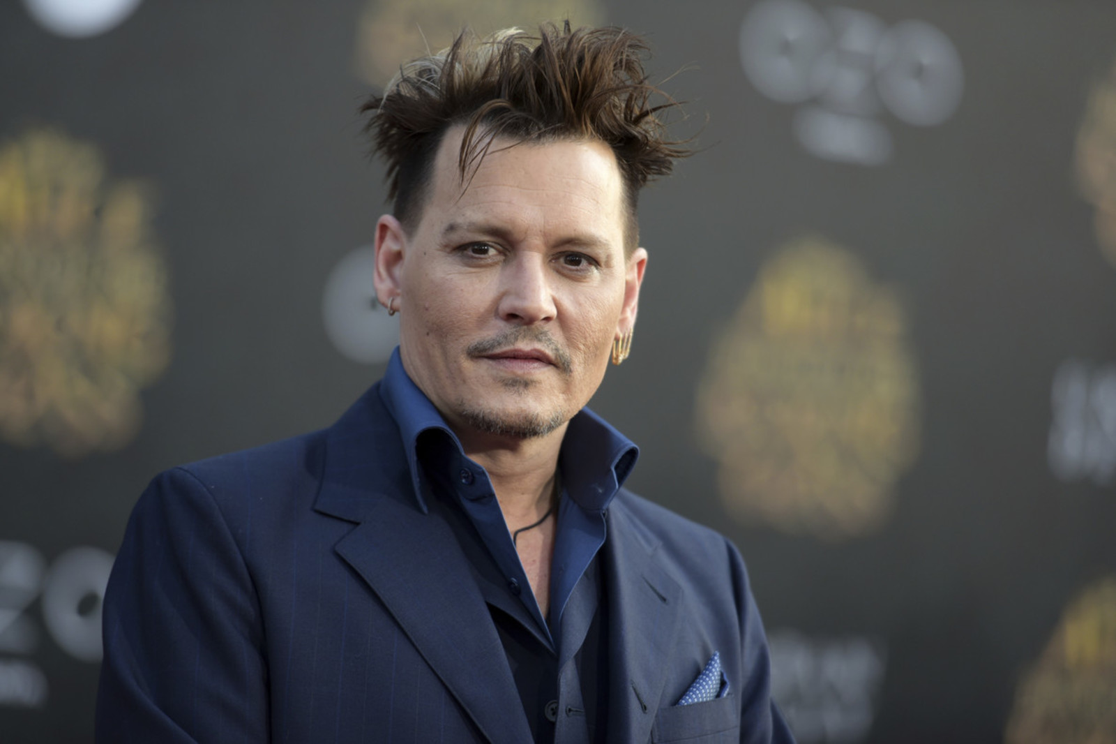 Johnny Depp denuncia a Amber Heard