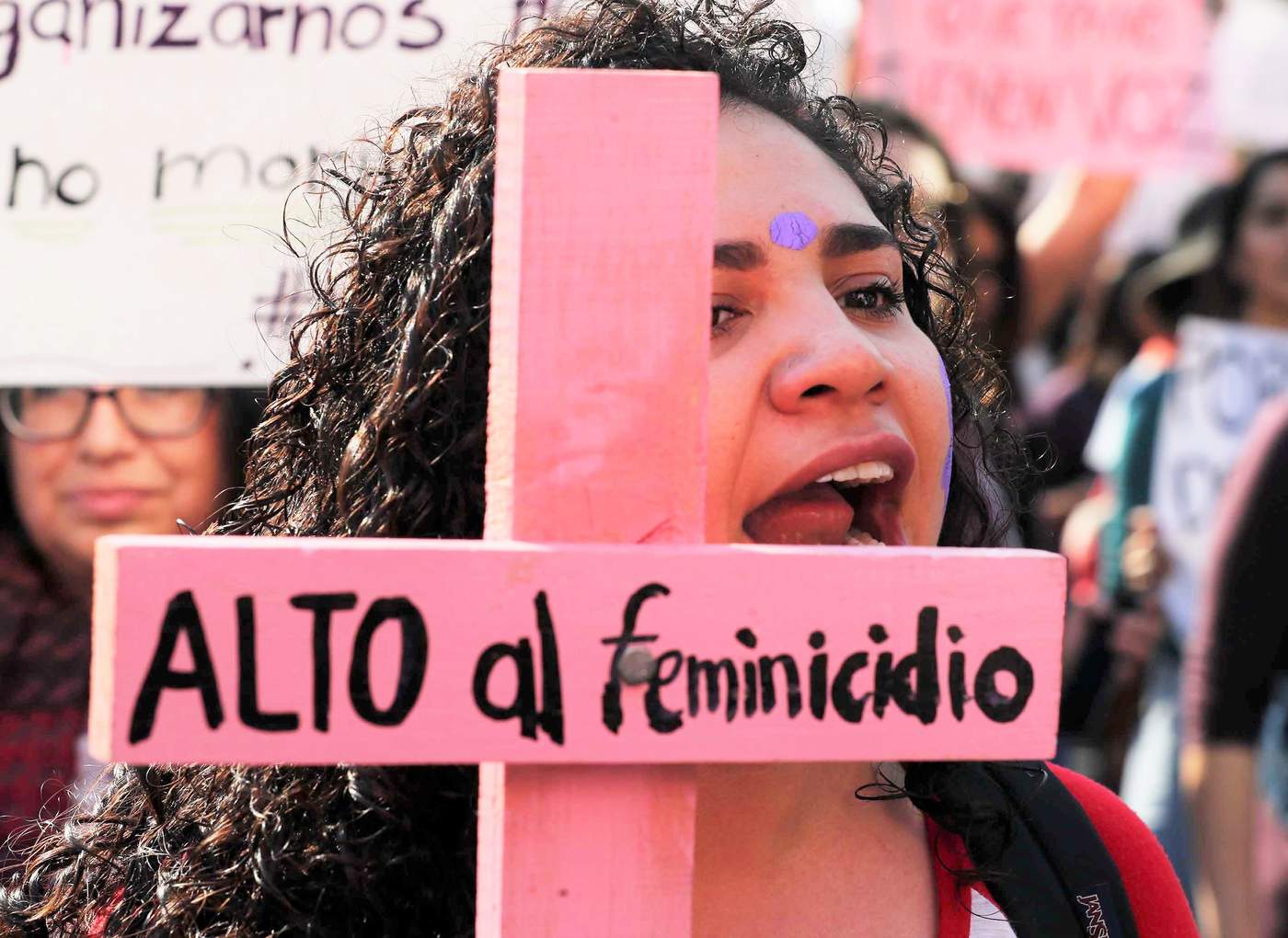 No se ha logrado contener la violencia feminicida. (ARCHIVO)