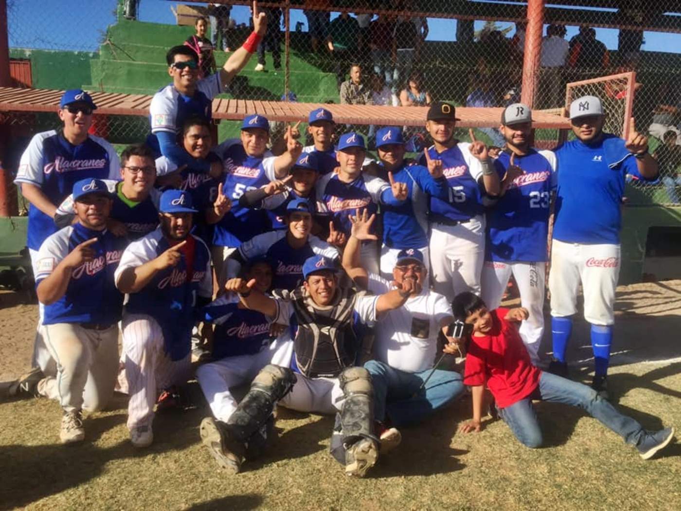 El equipo arácnido consiguió su primera corona en 15 años participando en la competitiva Liga Mayor de Beisbol de La Laguna. (Especial)