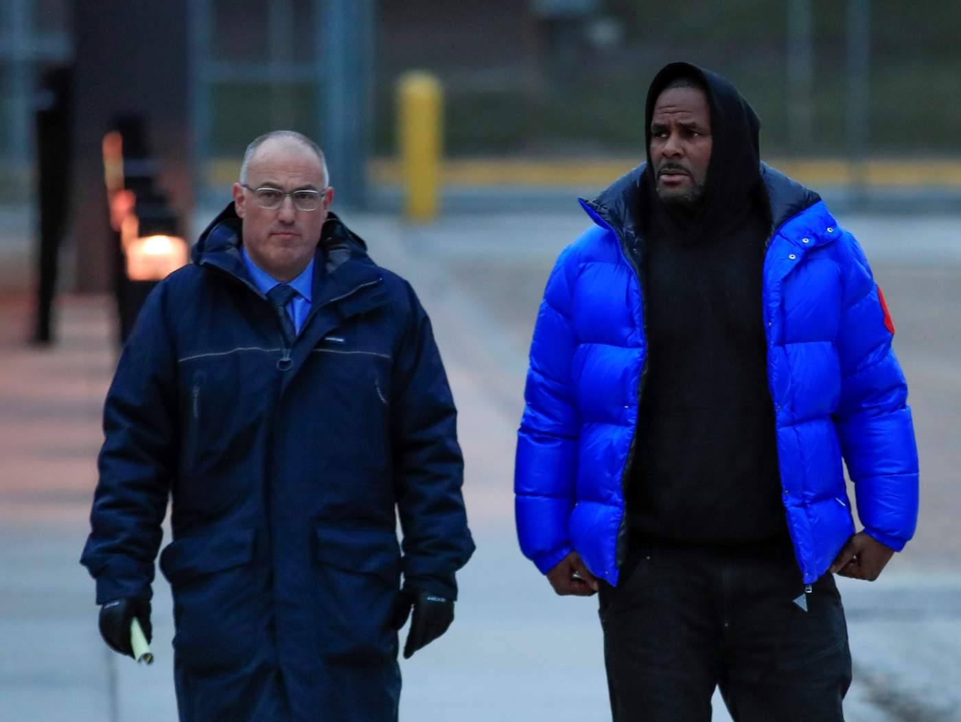 R. Kelly ingresa en prisión por no pagar manutención de un hijo