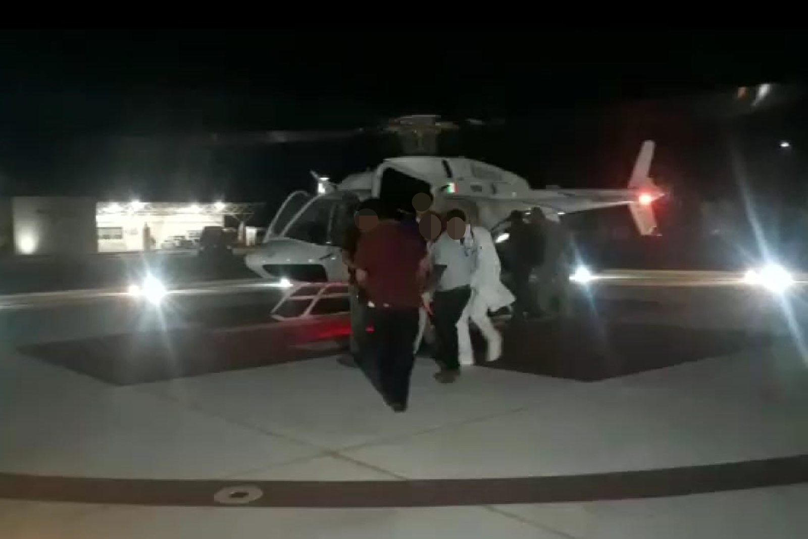 El Gobierno del Estado de Durango facilitó un helicóptero para trasladar a los lesionados a hospitales de la capital y Mazatlán. (EL SIGLO DE TORREÓN)