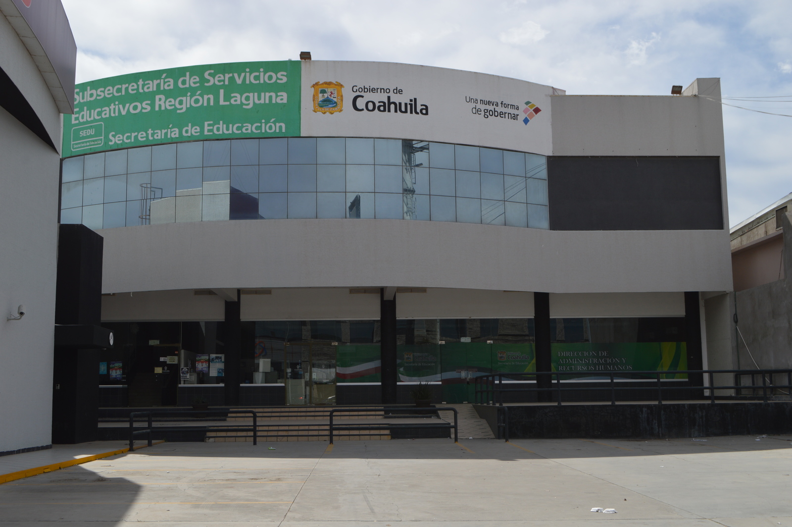 Todas las oficinas pertenecientes a la Coordinación de Servicios Educativos en la ciudad de Torreón, se unificarán en un edificio ubicado sobre el Paseo de la Rosita, a metros del Diagonal Las Fuentes.