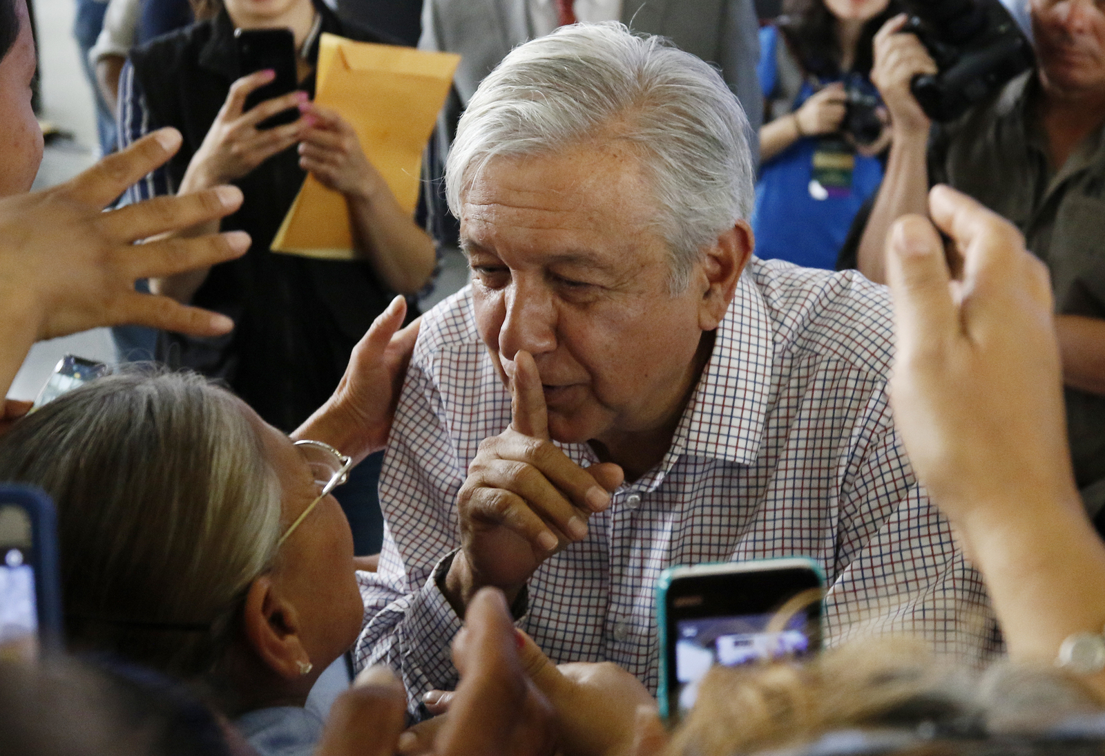 López Obrador buscó reconciliarse con los poblanos. (EL UNIVERSAL)