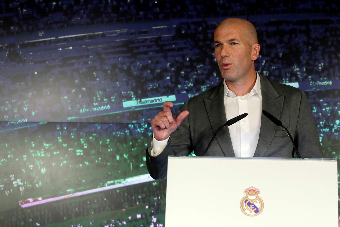 Zidane es presentado como nuevo técnico merengue