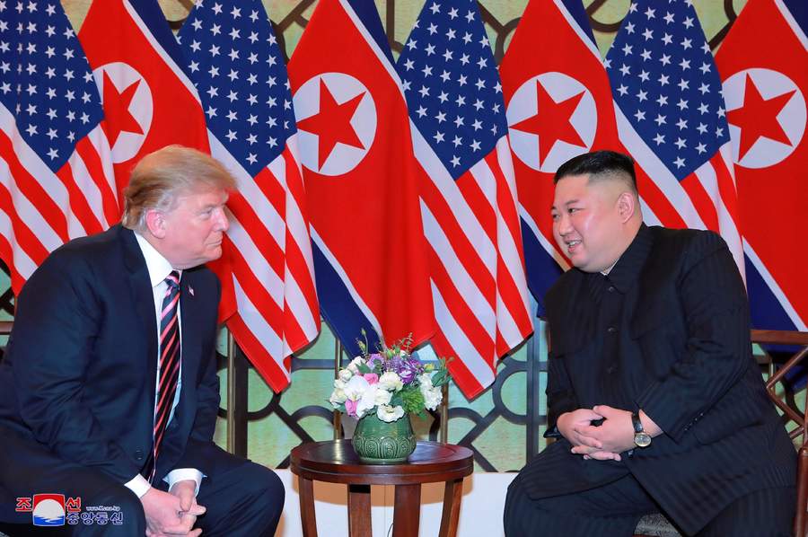 Después de que la cumbre de Hanói en febrero entre Trump y Kim se cerrara sin acuerdo, Seúl ha insistido en su voluntad de mediar para romper el bloqueo en las conversaciones sobre desnuclearización. (ARCHIVO)