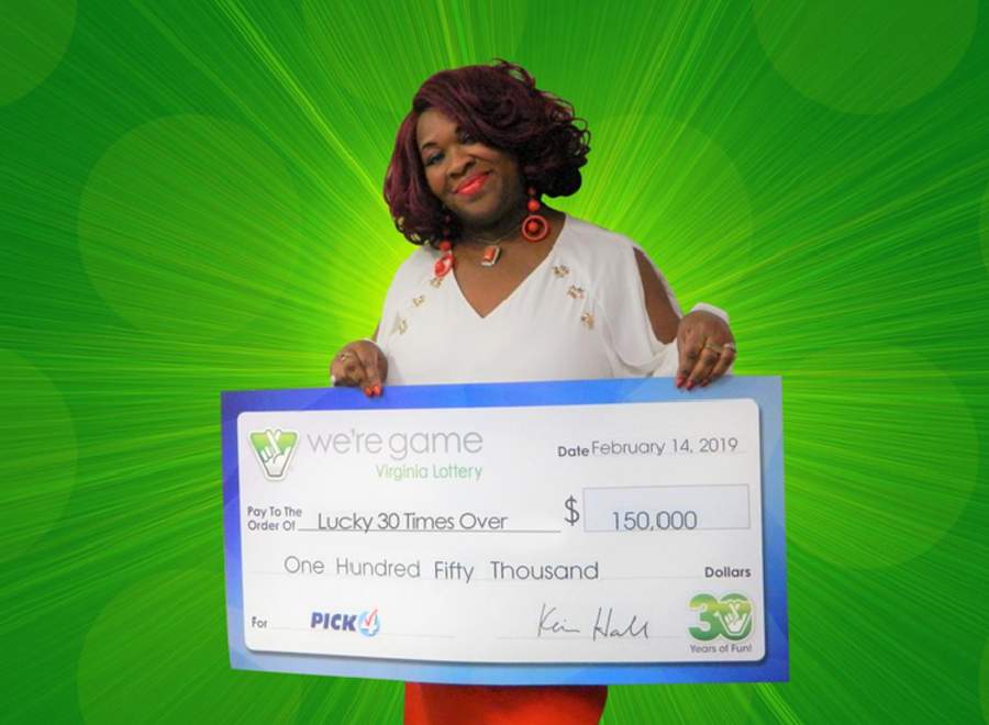 Mujer gana 30 veces la lotería en un mismo día