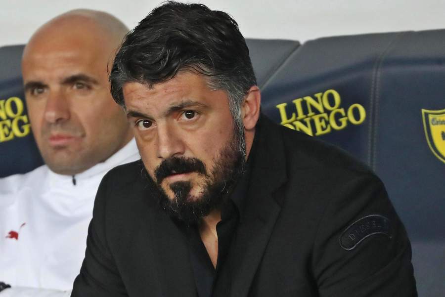 El técnico del Milan Gennaro Gattuso se salvó de una suspensión para el derbi el domingo contra el Inter en la Serie A.
