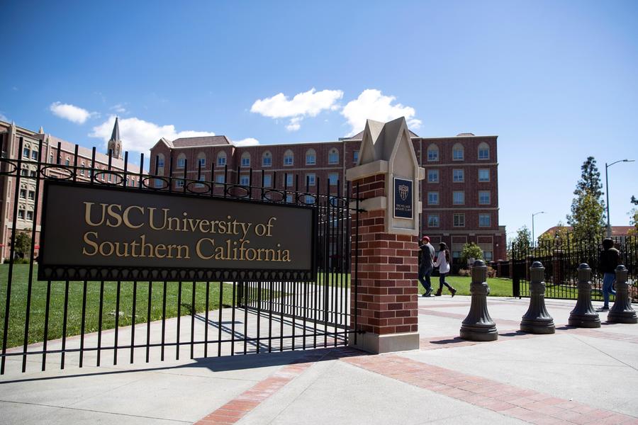 La USC es una de las universidades presuntamente involucradas en un gran escándalo de sobornos de admisiones que se extiende a todo el país. (EFE)