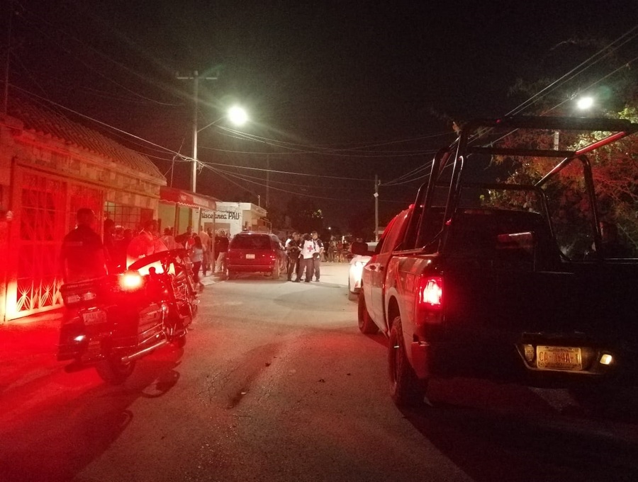 A tiros en la cabeza matan a hombre en vivienda empleada como comercio del ejido San Agustín, de Torreón, autoridades sitiaron el lugar.