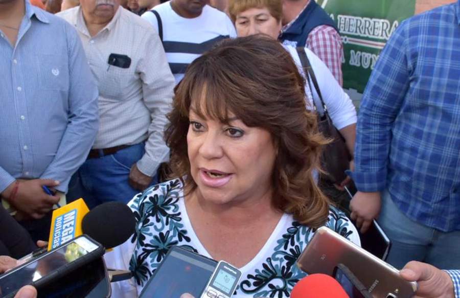 La alcaldesa adelantó que podría solicitar una audiencia con el presidente, Andrés Manuel López Obrador, para encontrar una solución definitiva a los altos cobros de energía al Sideapa. (EL SIGLO DE TORREÓN) 