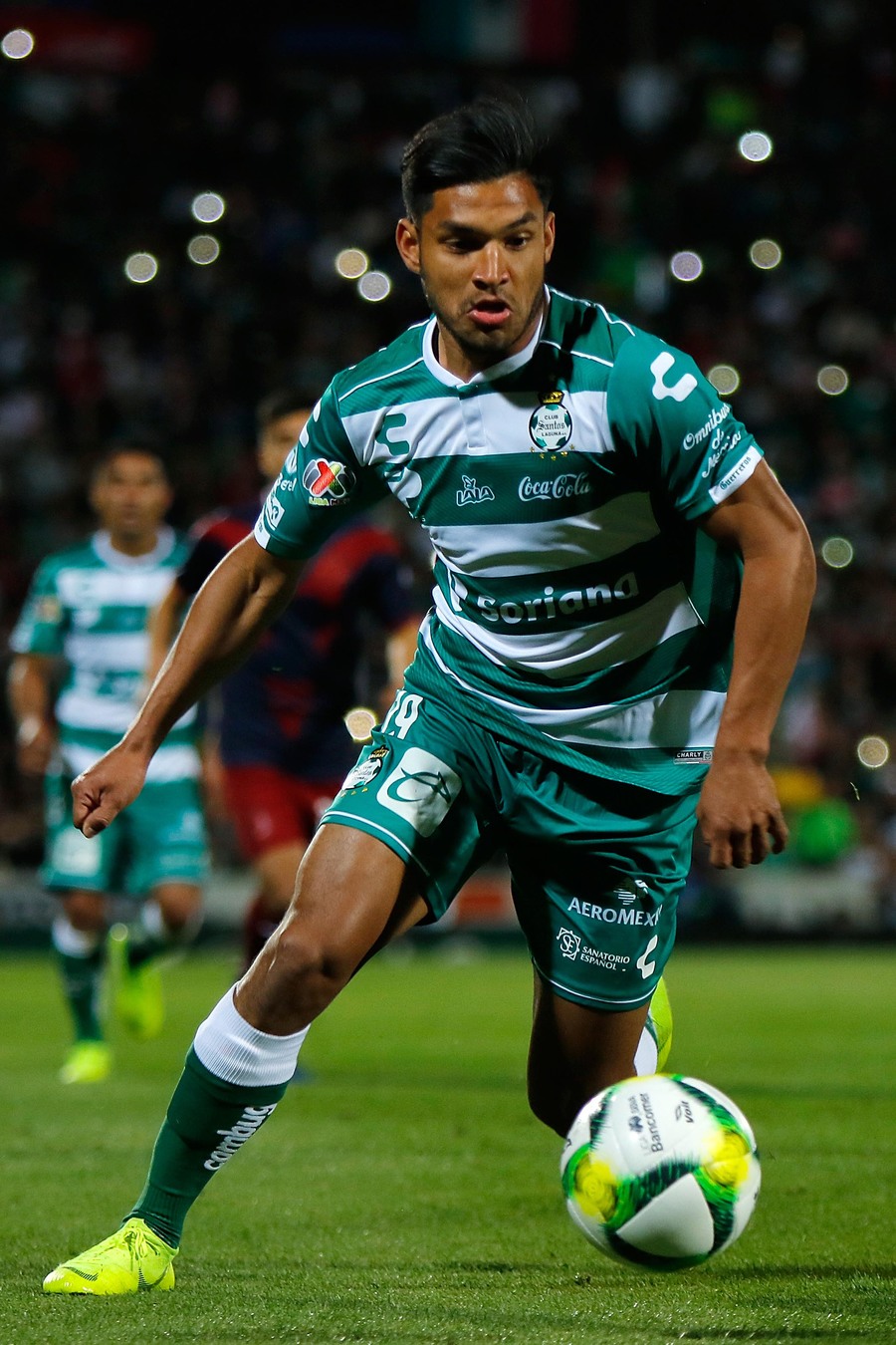 El 'Mudo' Eduardo Aguirre aprovecha la confianza que le han brindado en el primer equipo del Santos Laguna.