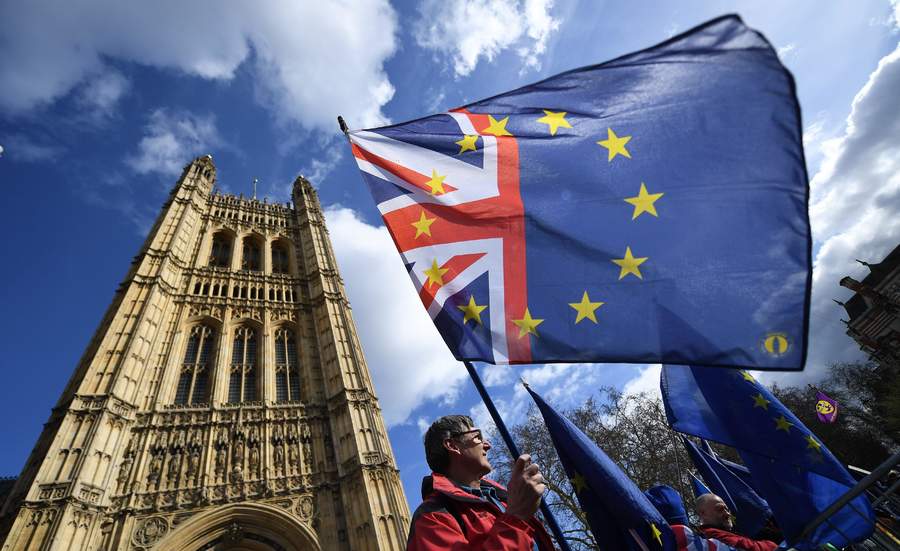 Diputados votarán alternativas si el pacto del 'brexit' vuelve a ser rechazado