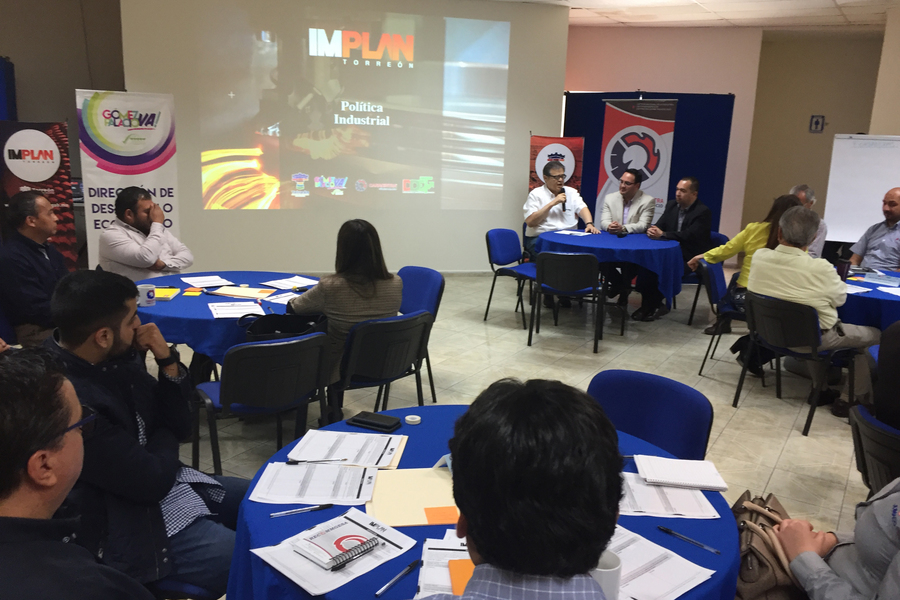 Ayer, el Implan ofreció el taller Participativo de Política Industrial a empresarios de Gómez Palacio, en las instalaciones de Canacintra. (EL SIGLO DE TORREÓN)