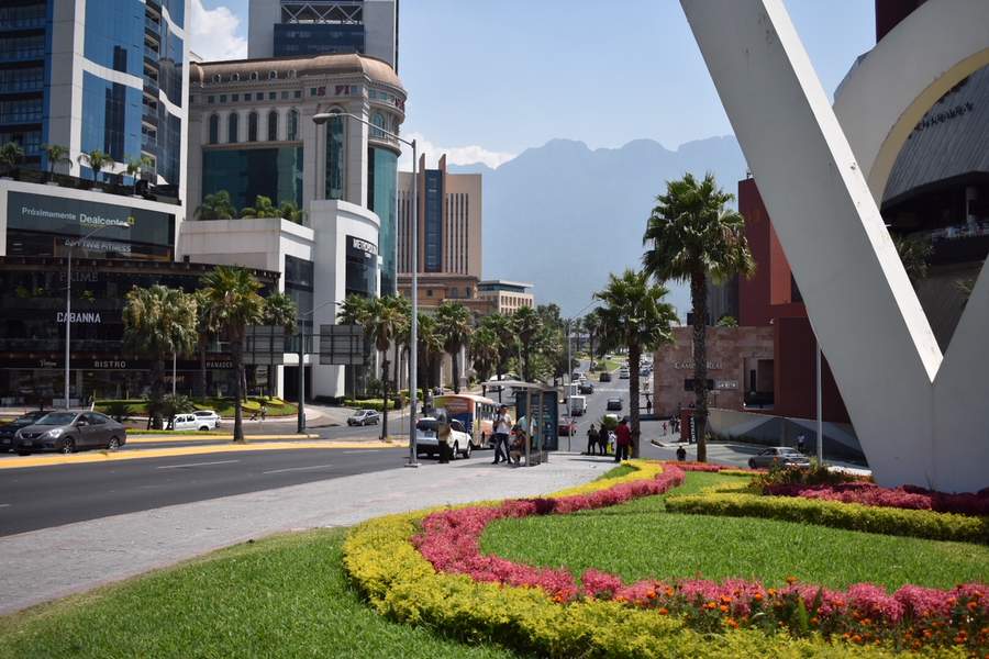 El municipio de San Pedro Garza García, en Nuevo León, cuenta con los departamentos más caros de México, al cotizar en 61 mil 685 pesos el metro cuadrado, de acuerdo con el portal inmobiliario Propiedades.com. (ARCHIVO)