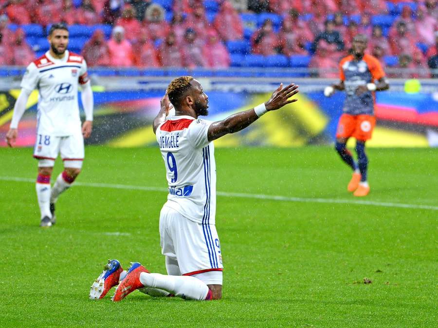 Moussa Dembélé anotó a los 58 minutos de juego ante el Montpellier. (Especial)