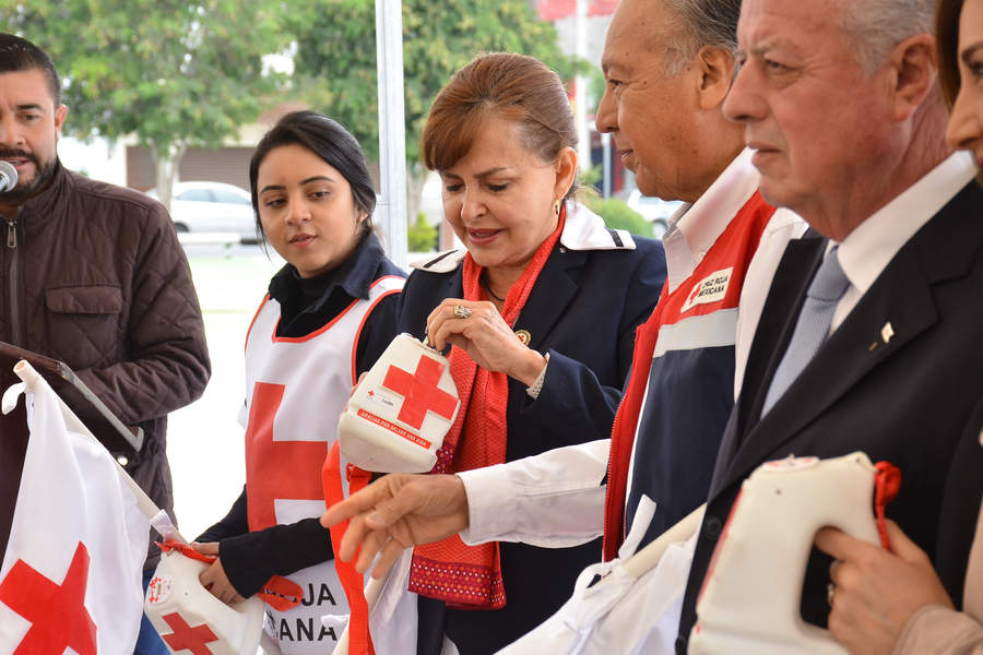 Dan banderazo a colecta 2019 de Cruz Roja Torreón