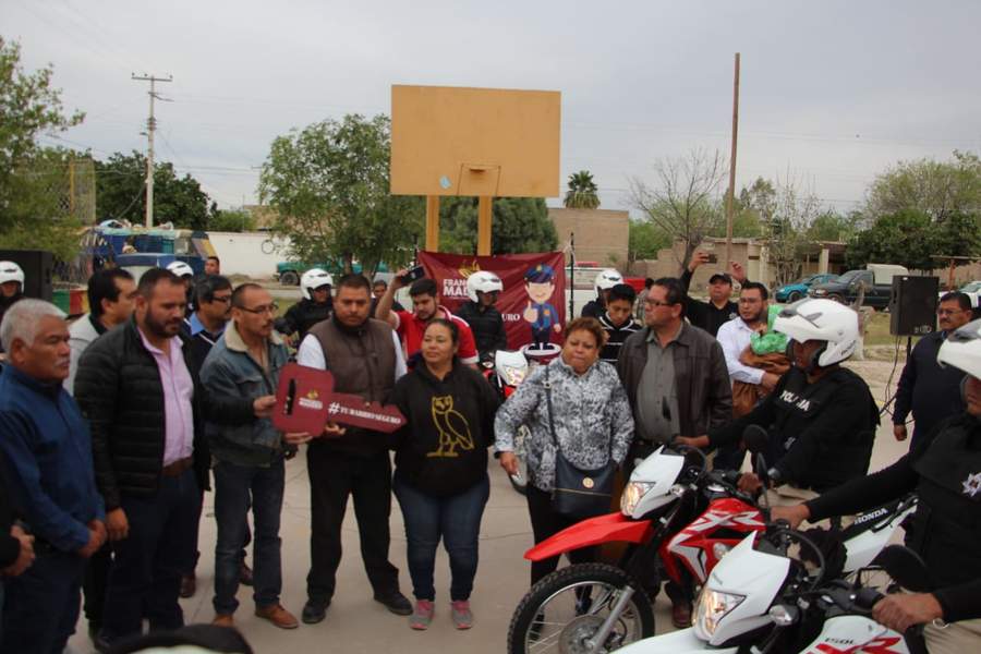 Entregan motocicletas a elementos de la Policía Municipal de Madero