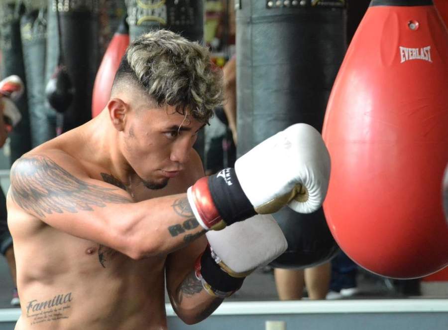 'Rocky' Hernández sueña con una carrera como la de 'Canelo'