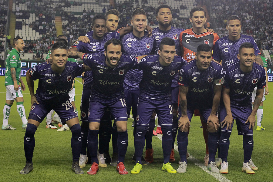 Fotografía de grupo del Veracruz durante el juego de la Jornada 11 del Torneo Clausura 2019, donde firmaron su descenso.
