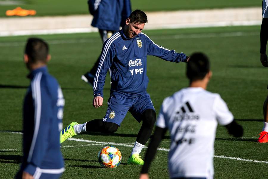 Messi nos da un plus como equipo: Tagliafico