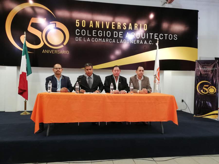 Celebrará Colegio de Arquitectos su 50 aniversario