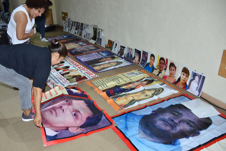 Familias de desaparecidos se reunirán con Ministerios Públicos federales y estatales para hacer una revisión de 23 casos. (EL SIGLO DE TORREÓN)