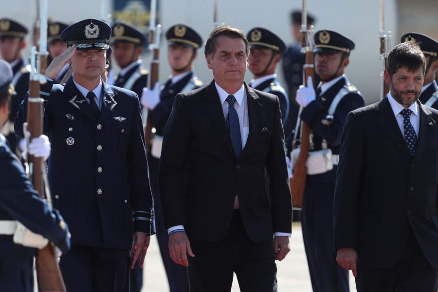 Entre las actividades que mantendrá el presidente brasileño se encuentra un almuerzo oficial organizado por el presidente de Chile, Sebastián Piñera, en el Palacio de La Moneda, en honor a Bolsonaro. (EFE)