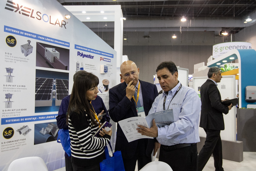 Según especialistas, México es un país con gran atractivo para invertir en el sector de energías solar y en su tecnología. (ARCHIVO)