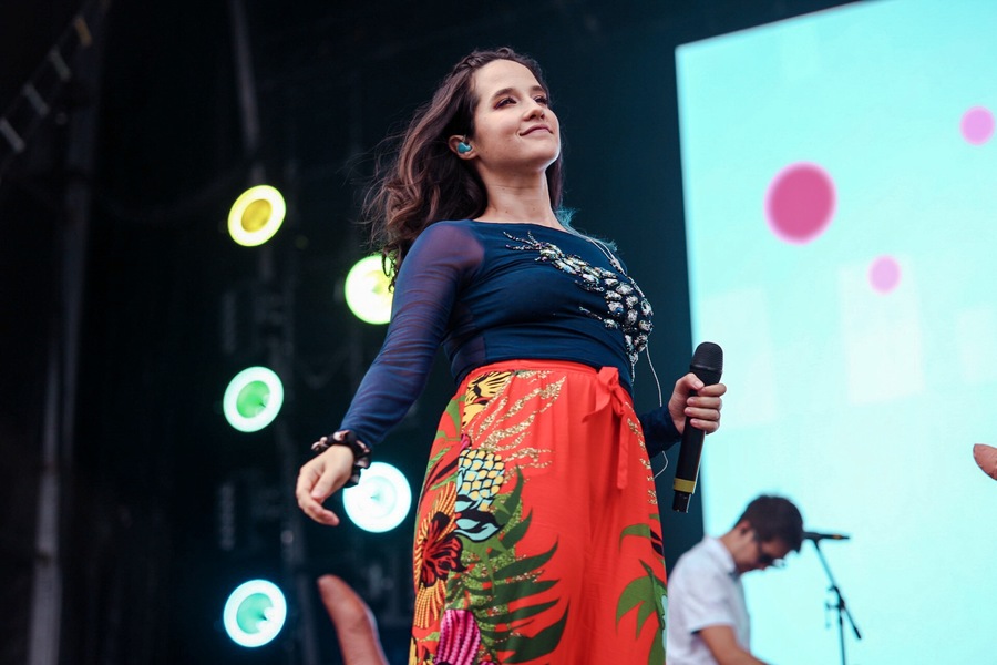 Ovacionada. Ximena Sariñana regresó a Monterrey para presentarse una vez más en el festival Pa'l Norte, siendo una de las más esperadas dentro del cartel de ayer. (CORTESÍA)