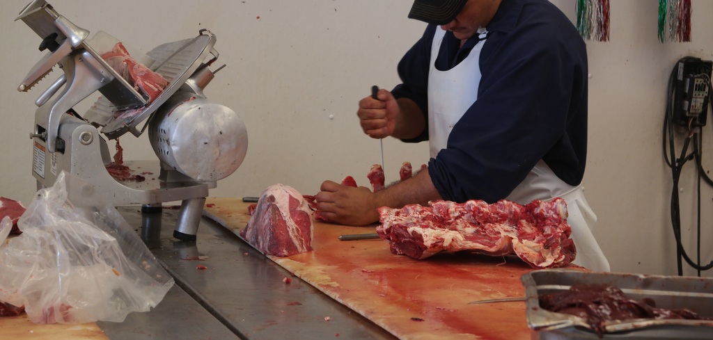 La Sader reporta que durante enero y febrero del año en curso en Durango se han producido 16 mil 917 toneladas de carne de bovino.