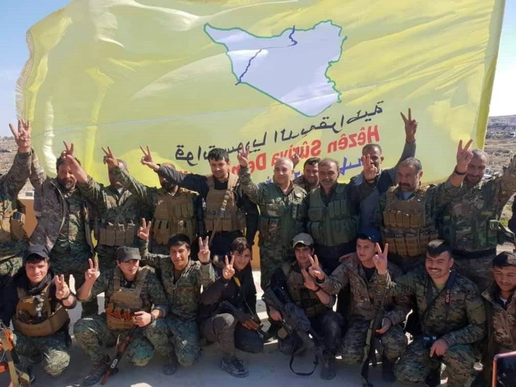Las milicias kurdas que se enfrentaban al grupo yihadista anunciaron el esperado final del dominio territorial del EI.
