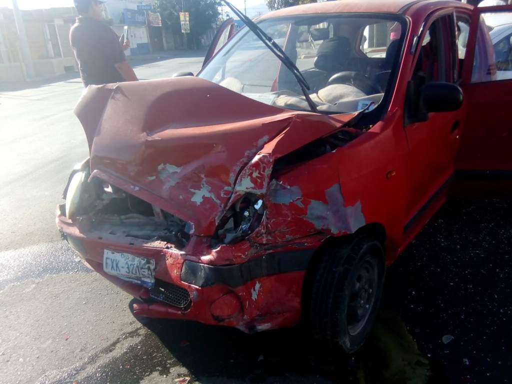 Mujer resulta lesionada en accidente de tránsito en Gómez