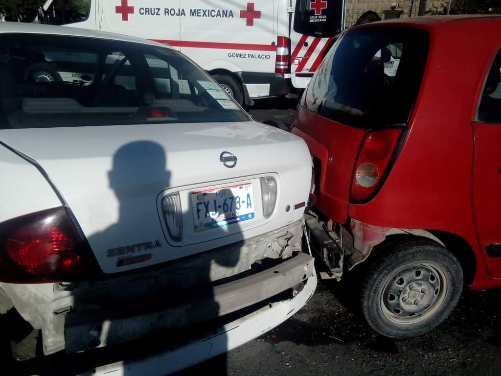 Mujer resulta lesionada en accidente de tránsito en Gómez