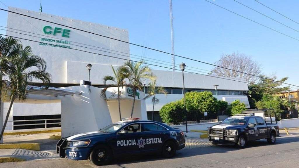 CFE lamenta muerte de tres personas en oficinas de Tabasco