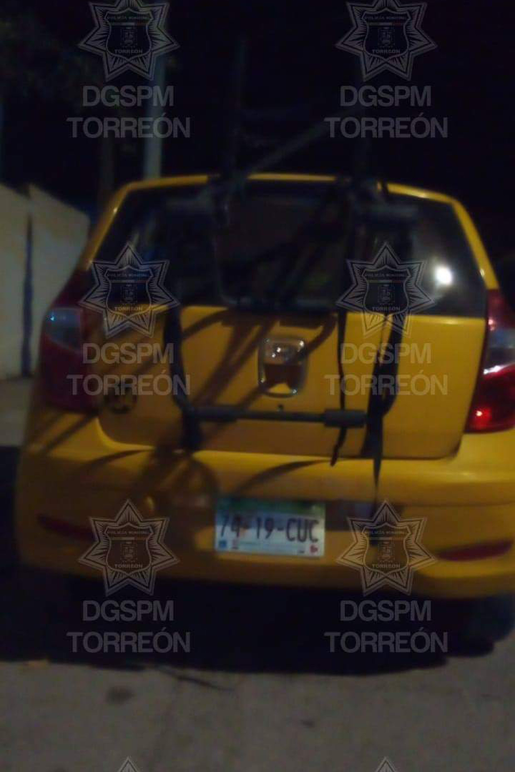 Los detenidos intentaron despojar de su auto a un taxista en la colonia El Tajito de la ciudad de Torreón.