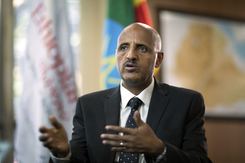Tewolde Gebremariam, director general de Ethiopian Airlines, dijo que sus pilotos sí se capacitaron. (AP)