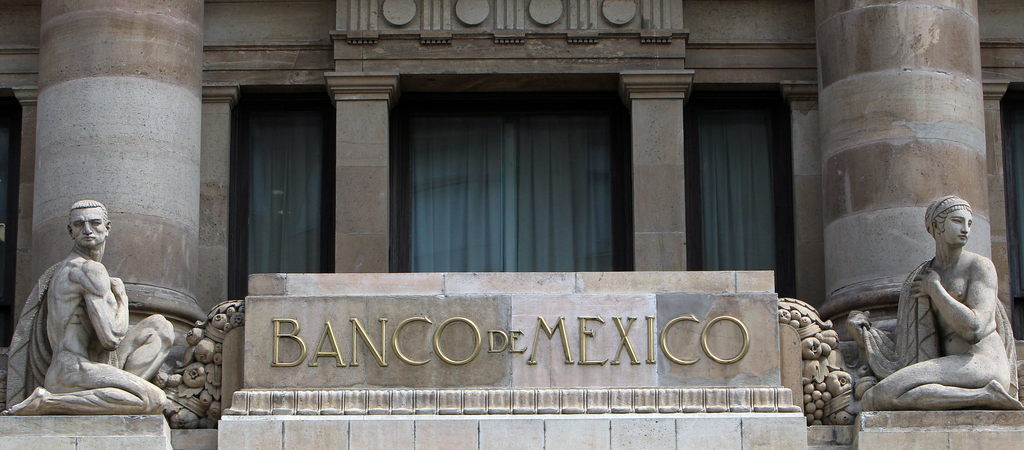 Para el grupo financiero Banamex, el Banco de México ha actuado de forma prudente al no elevar las tasas de interés y dejar el tipo de referencia en 8.25 por ciento. (ARCHIVO)