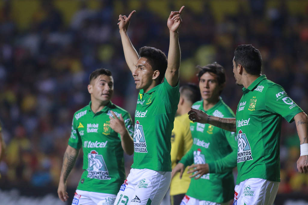 Los goles de la diferencia de este duelo disputado en el estadio Morelos fueron obra de Fernando Navarro al minuto 52; así como del ecuatoriano Ángel Mena en dos ocasiones, el primero por la vía del penal al 66, así como al 81. (JAMMEDIA)