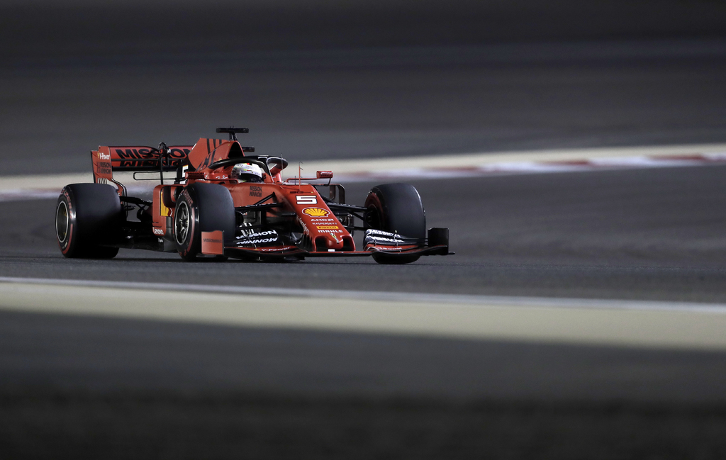 El alemán Sebastian Vettel fue el piloto más rápido en la segunda práctica libre del Gran Premio de Bahréin.