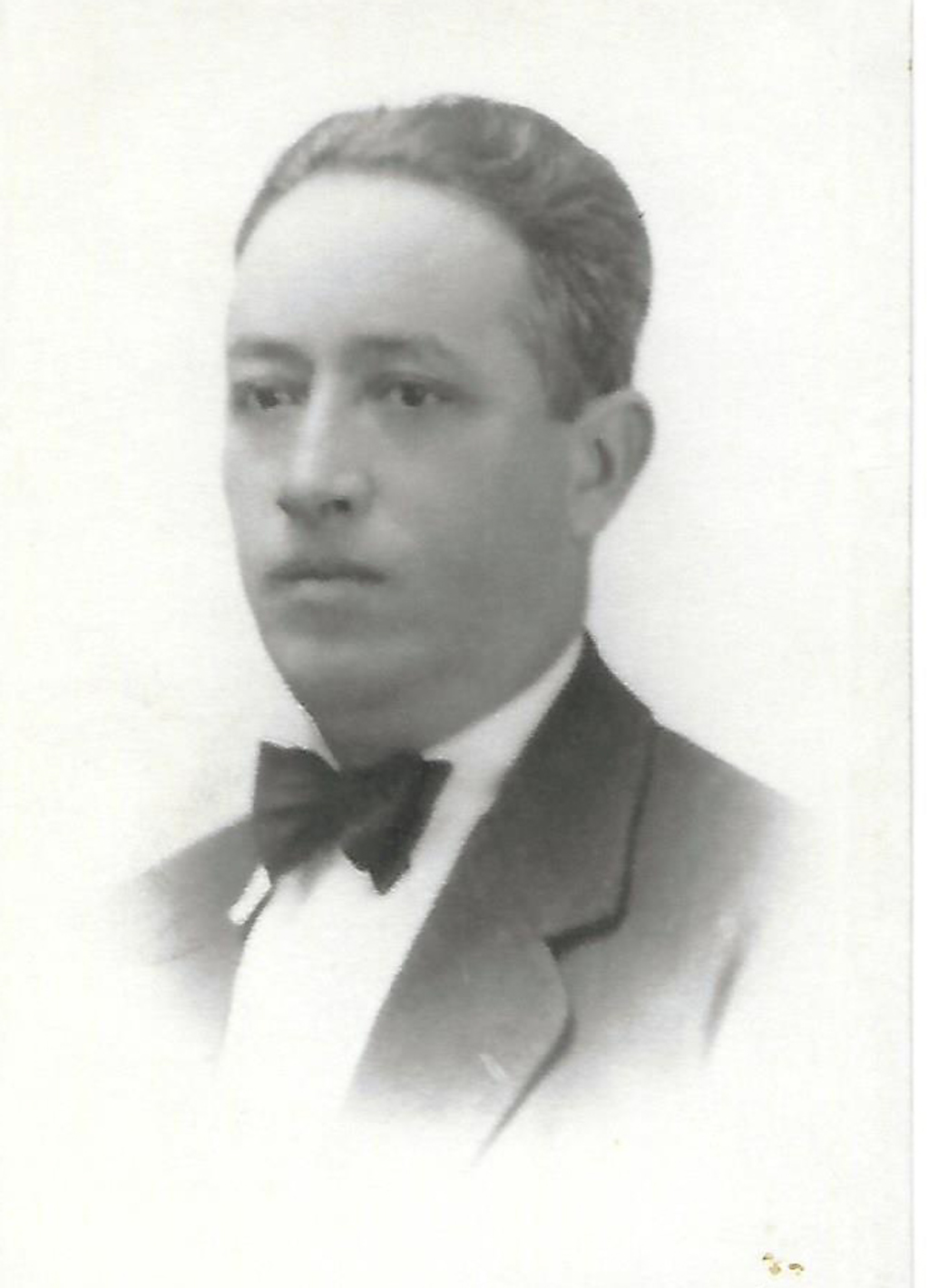 Profesor Salvador Córdoba Castro.

