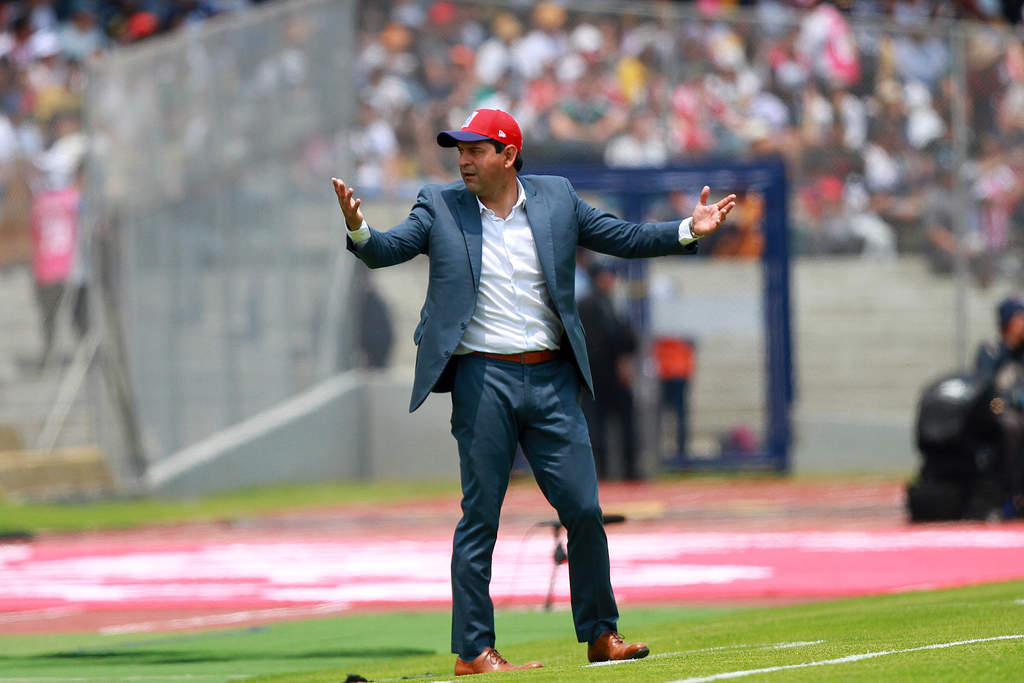 El Guadalajara ha designado en forma provisional a Alberto Coyote.
