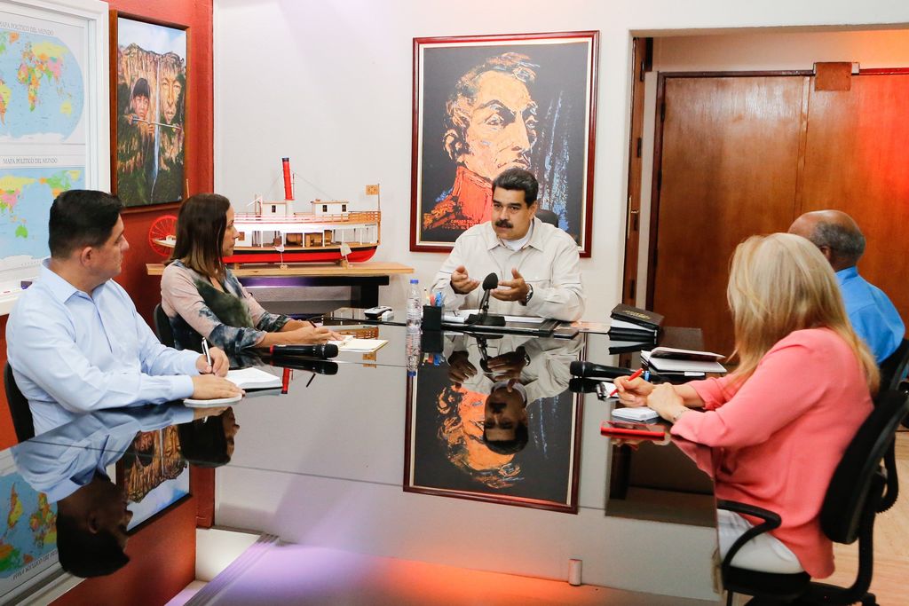 El presidente de Venezuela, Nicolás Maduro, cesó ayer al general Luis Motta Domínguez como ministro de Energía Eléctrica y nombró como su sustituto al ingeniero Igor Gavidia en medio de la crisis por apagones que ha registrado el país en las últimas semanas. (AGENCIAS)