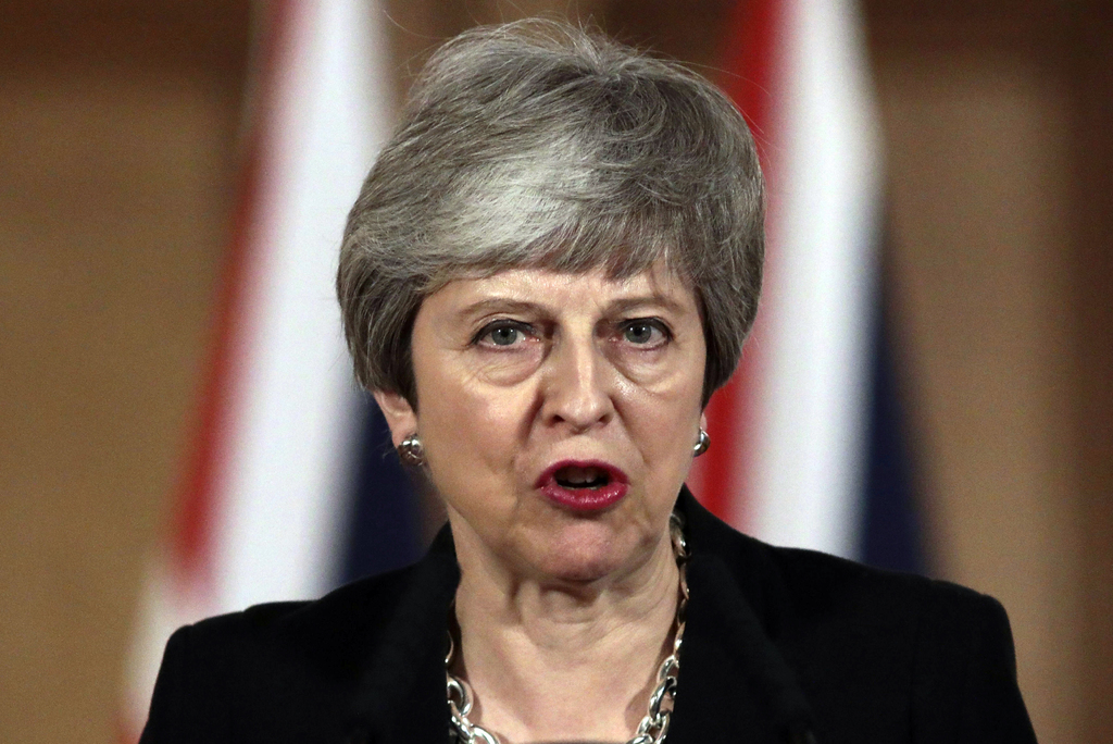 La primera ministra británica, Theresa May, dio ayer una conferencia de prensa en Londres. (AP)