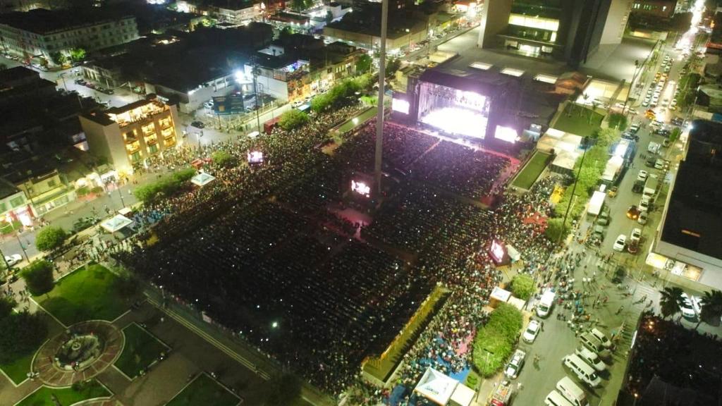 Asistieron 30 mil personas al concierto de Plácido Domingo en Torreón. (ESPECIAL) 
