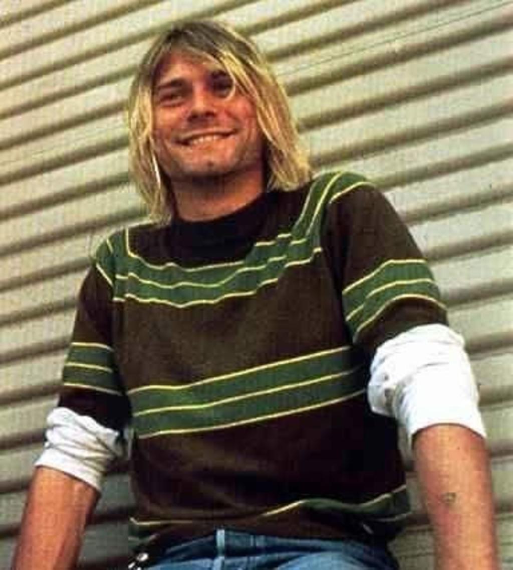 Este viernes se cumple un cuarto de siglo de la muerte de Cobain, quien tras sufrir depresión y ser adicto a sustancias como la heroína, se mató de un disparo en su domicilio en Seattle. (ESPECIAL)
