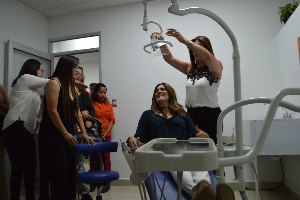 La Ciudad DIF de Torreón ya cuenta con una zona de consultas dentales, son atenciones que se ofrecen a bajo costo y previa cita. (ROBERTO ITURRIAGA)