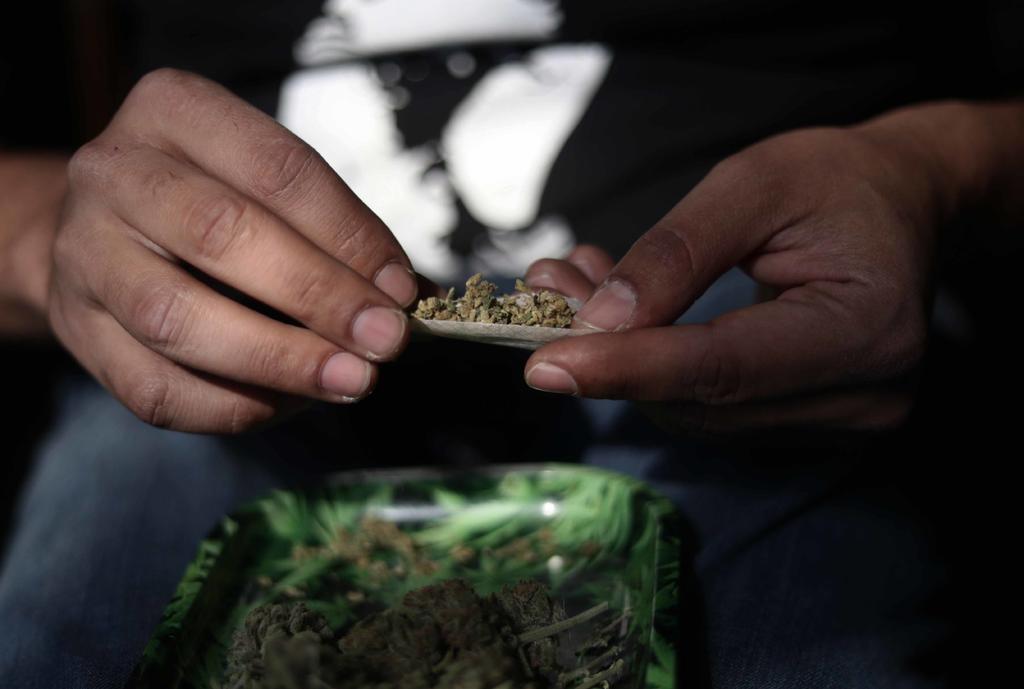 La secretaria de Gobernación, Olga Sánchez Cordero, dijo que el incremento del consumo de la marihuana obliga a legislar en la regulación de la misma, que no es despenalizar ni legalizar. (ARCHIVO)